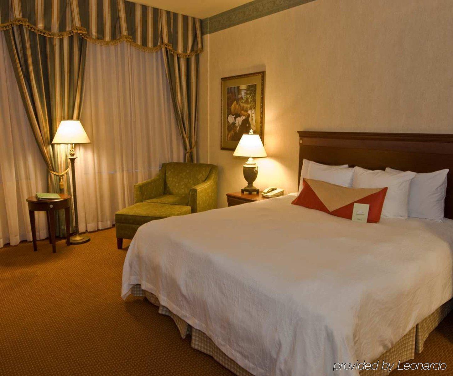 Hilton Garden Inn Indianapolis Downtown Room photo